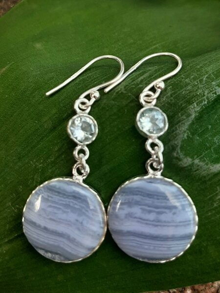 Lace agate, topaz. Silver. 2.8 cm from the hook.