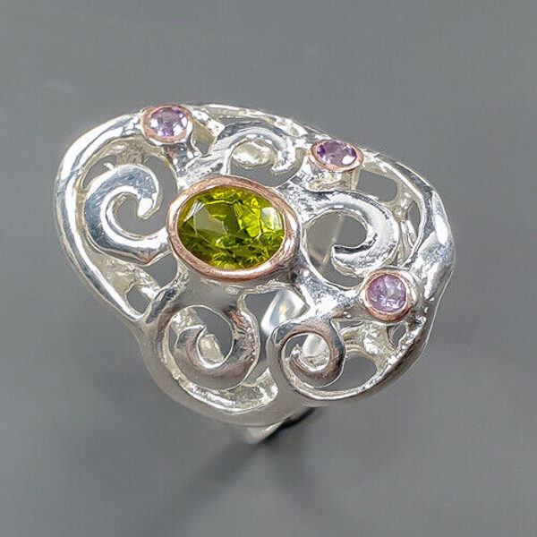 Peridot, Amethyst. Silver. 2.6x2 cm. Size adjustable from 7,5 to 8.